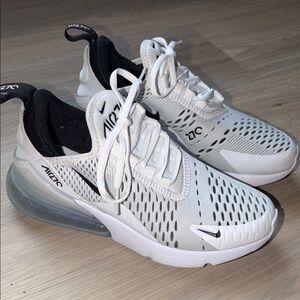 Worn once -Nike Air Max 270 White and Black Sneakers